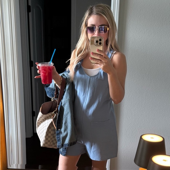 Light Blue Sleeveless Casual Over Alls Romper with Pockets - Picture 11 of 11